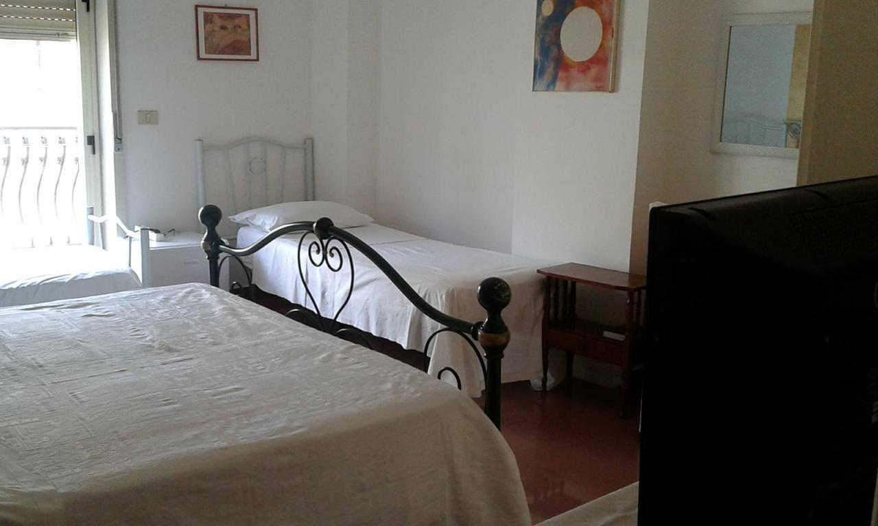Pensione S. Antonio Ristorante Silvia Furci Siculo Exterior foto